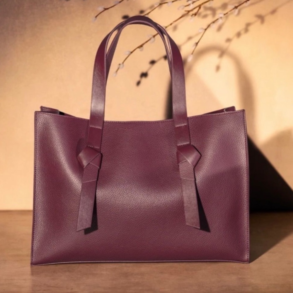 Rachel Zoe Take-it-Anywhere Tote - vegan leather - bordeaux cranberry large - Picture 5 of 12